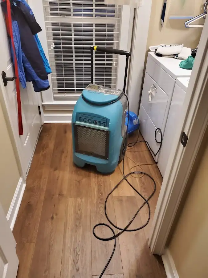 Commercial dehumidifier deployed for Crawl Space Restoration in Modesto